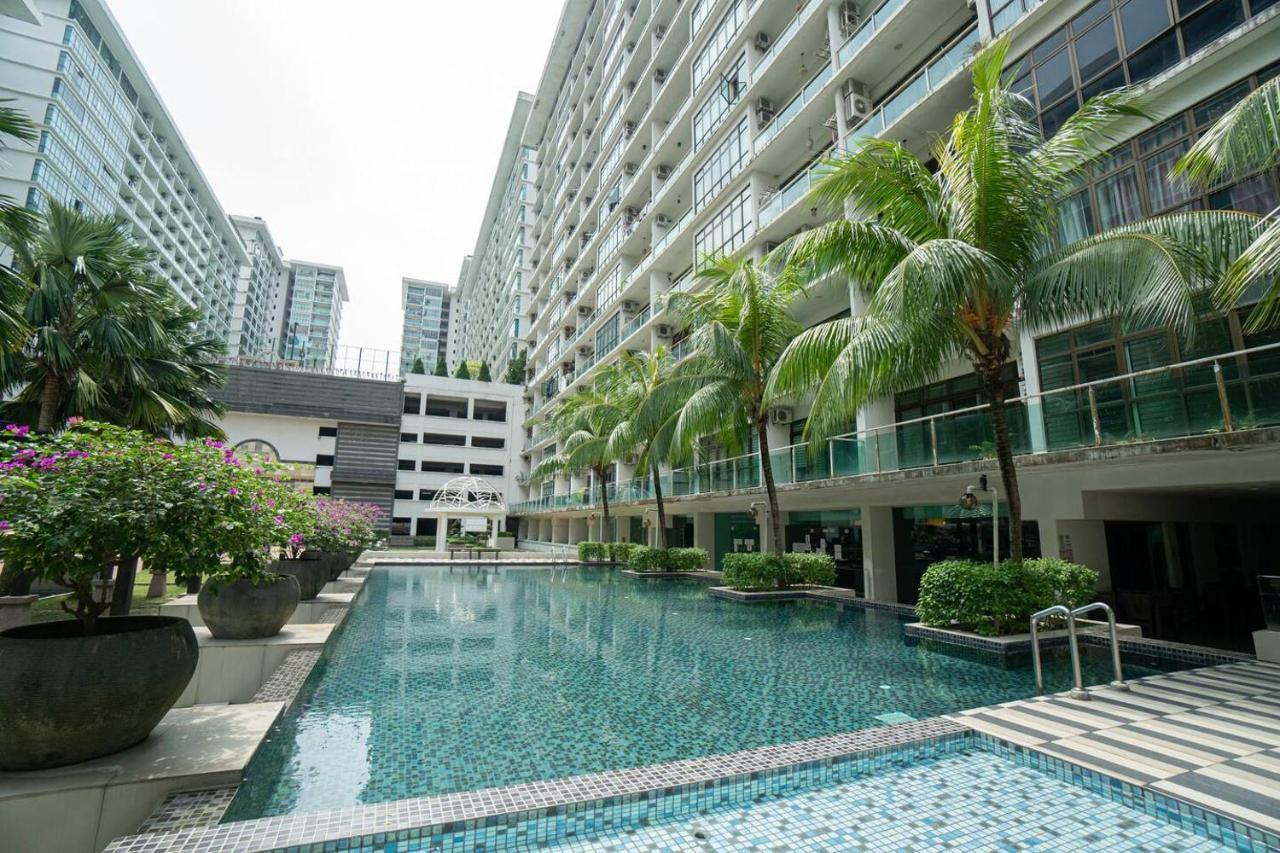 Apartamento Mount Austin #Palazio B1 Pool View 1-2Pax #Mspro Johor Bahru Exterior foto